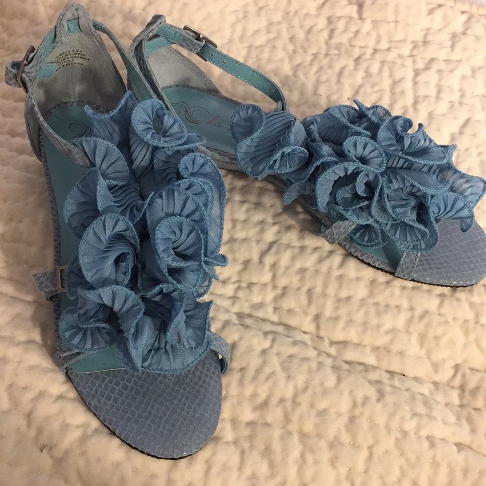 La Victoire Blue Ruffle Sandals NWOT